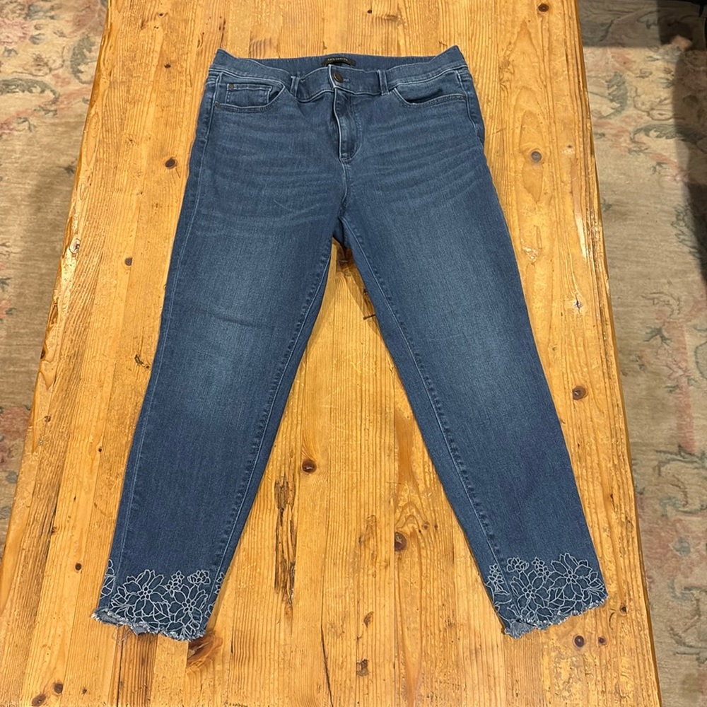 Ann Taylor The Skinny Blue Stretch Floral Embroidered Ankle Jeans, Size 10P